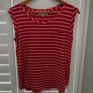 Olive and Oak Women’s Soft Style Top. Pink and White. Medium.